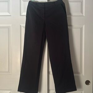 Aritzia Wilfred Attens Chino Pant, black color, size 6, runs big. Mid-low rise